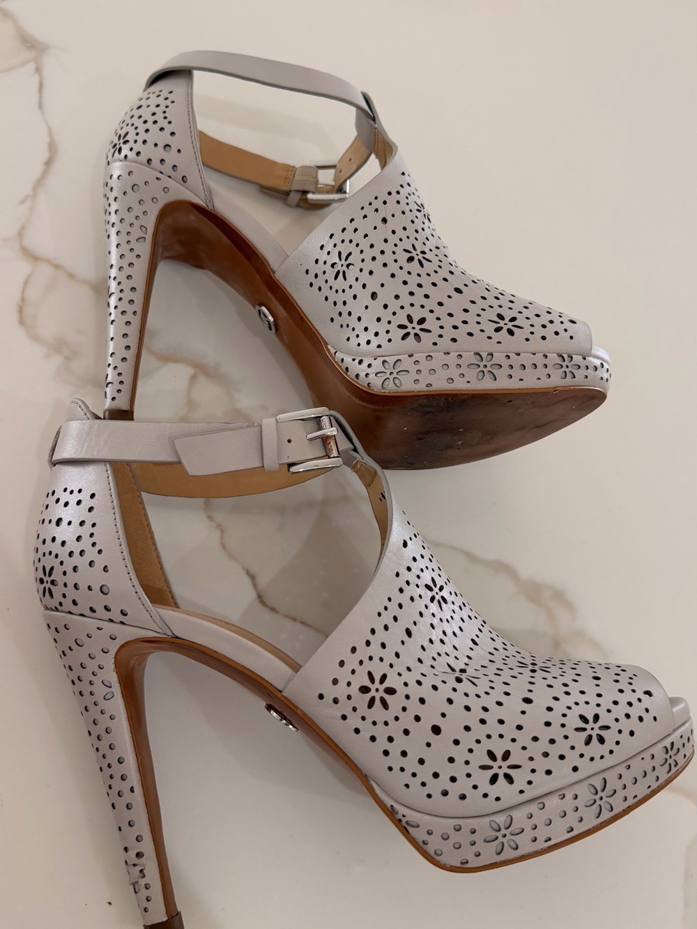 MICHAEL Michael Kors Light Gray Perforated Peep-Toe Ankle Strap Heels - Picture 3 of 7